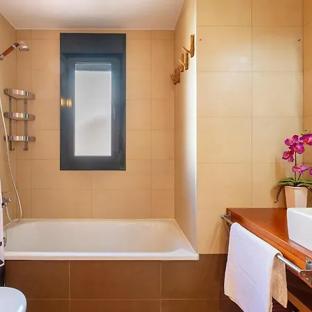 Holiday home Tarida House *