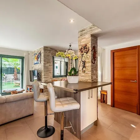 Tarida House Holiday home *